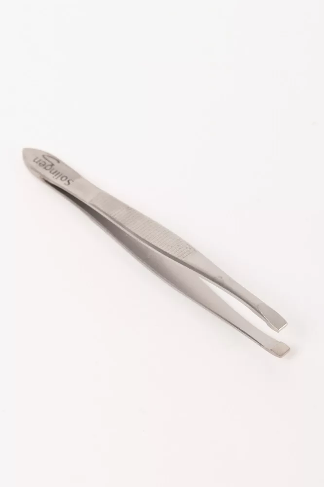 Extrasol – Eyebrow Tweezers – Straight – Narrow Tip – Stainless Steel